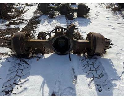 Rockwell RS-22-145 Rear Axle Housing for a Volvo VHD