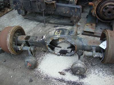 Rockwell RS20145 Rear Axle Housing for a Freightliner COLUMBIA 120