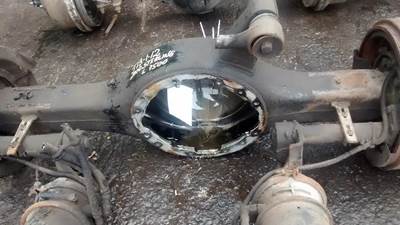 Rockwell RS21145 Rear Axle Housing for a Sterling L7500 SERIES