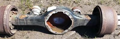 Rockwell RS21145 Rear Axle Housing for a Freightliner FL70