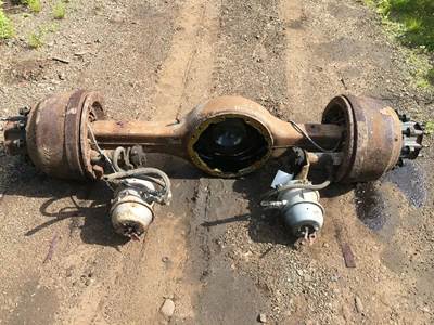 Rockwell RS21145 Rear Axle Housing for a Blue Bird N/A