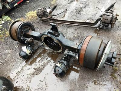 Rockwell RS21145 Rear Axle Housing for a Mack CXU613