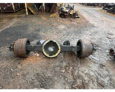 Rockwell RS21145 Rear Axle Housing for a Freightliner M2 106 Medium Duty