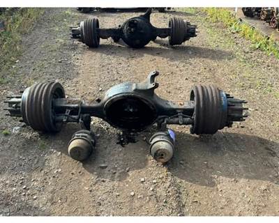 Rockwell RS23160 Rear Axle Housing for a Sterling L9500 SERIES