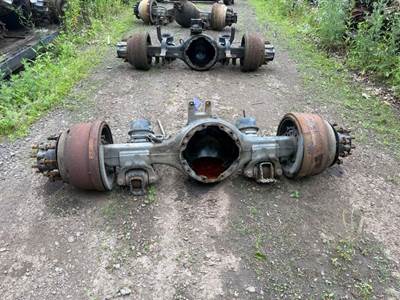 Rockwell RSL-20145 Rear Axle Housing for a International 7600