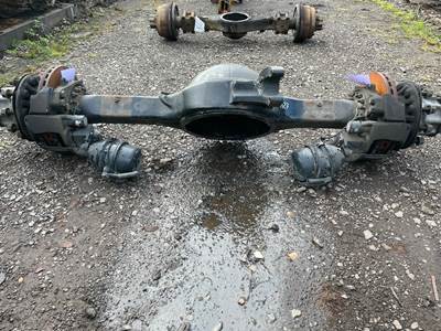 Rockwell RSL23160 Rear Axle Housing for a International Prostar