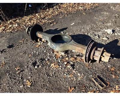 Spicer G155T Rear Axle Housing for a International 4600
