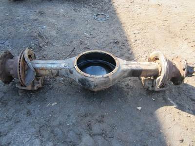 Spicer N175 Rear Axle Housing for a International 3800