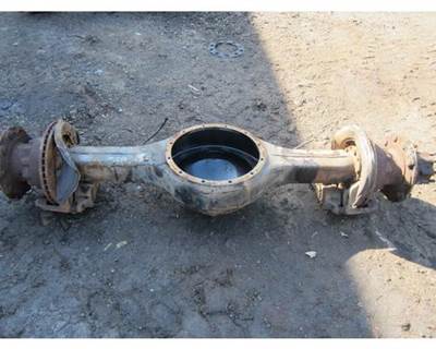 Spicer N175 Rear Axle Housing for a International 3800