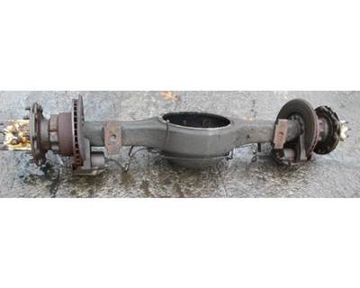 Spicer N175 Rear Axle Housing for a International 4700