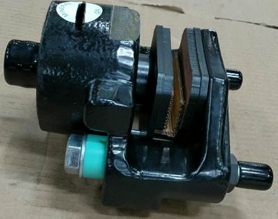 Volvo 12734331 Brake Caliper for a Volvo G700B