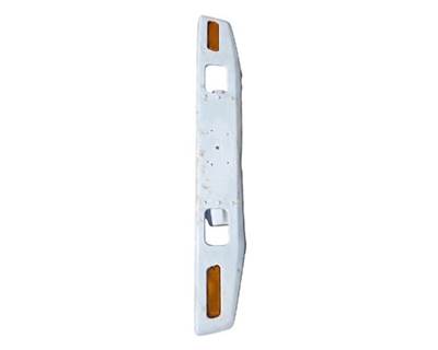Chevrolet WT5500 Front Bumper