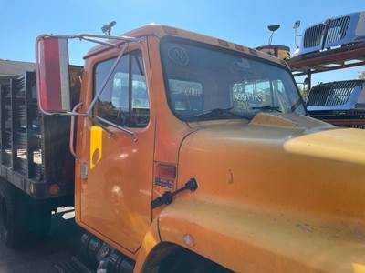 International 1724; 1734; 1754 Cab Assembly