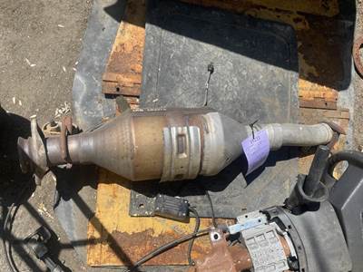 Ford Catalytic Converter for a Ford CAB & CHASSIS