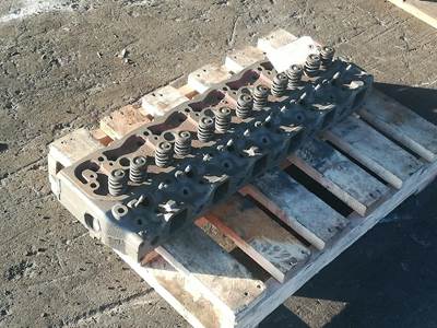 Isuzu 6BD1T Cylinder Head