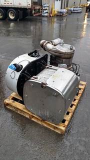 Mack Pinnacle CXU613 DPF Assembly for a Mack CXU613