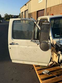 Ford F-800 Right Front Door Assembly for a Ford F800