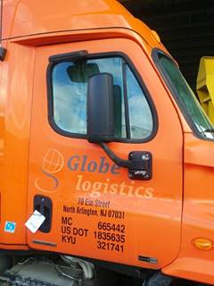 Freightliner Cascadia Right Front Door Assembly