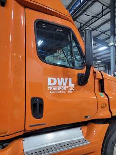 Freightliner Cascadia Front Door Assembly