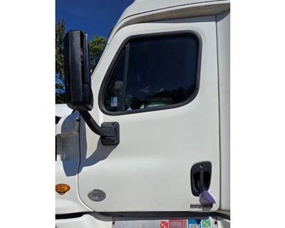 Freightliner Cascadia Left Front Door Assembly