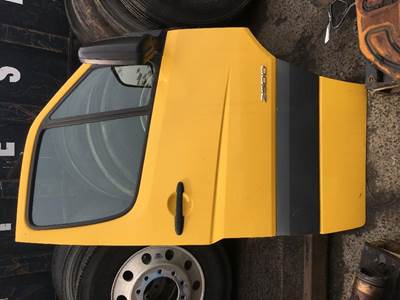 Freightliner Sprinter 2500 Front Door Assembly