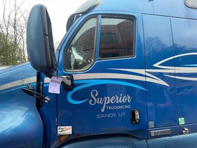 Kenworth T2000 Front Door Assembly