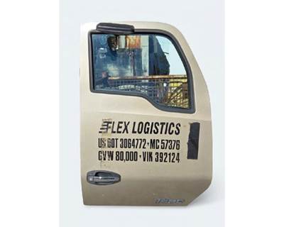 Kenworth T680 Right Front Door Assembly