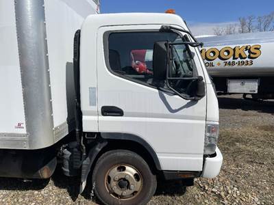 Mitsubishi Fuso FE125 Right Front Door Assembly