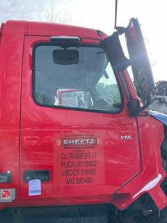 Volvo VNL Right Front Door Assembly