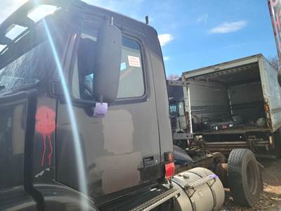 Volvo VNM Left Front Door Assembly