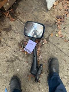Freightliner Cascadia Door Mirror