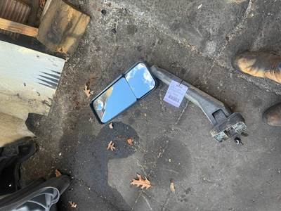 GMC C4C042 Door Mirror