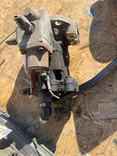 Cummins ISM Air Compressor for a Peterbilt 320