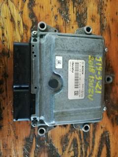 Isuzu NPR HD Engine Control Module (ECM) for a Isuzu NPR-HD