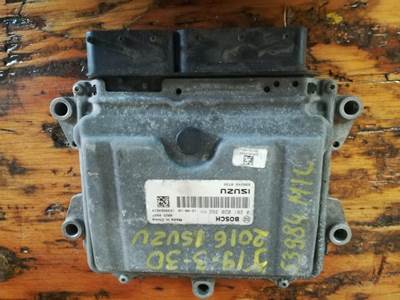 Isuzu NRR Engine Control Module (ECM)