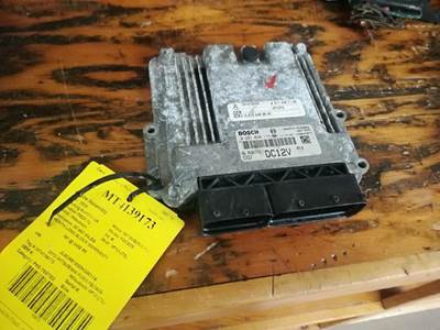 Mitsubishi FEC72S Engine Control Module (ECM) for a Mitsubishi Fuso FEC72S