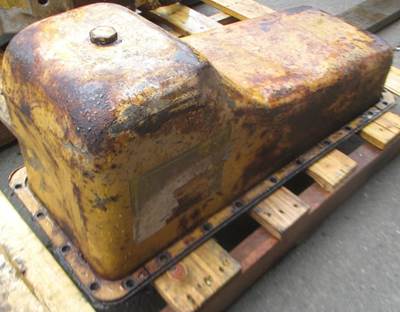 Caterpillar 3208T Engine Oil Pan