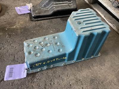 International MaxxForce 7 Engine Oil Pan