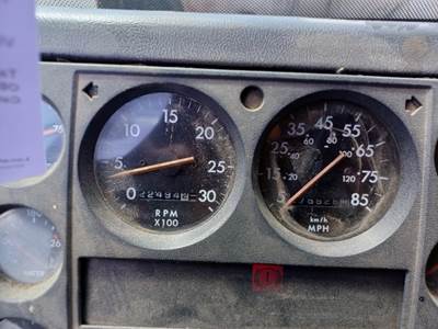 Cummins C8.3-210 Engine for a Freightliner FL70