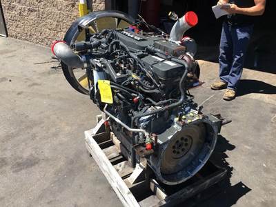 Cummins PX-6 325 Engine for a Peterbilt 337