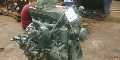 Mercedes-Benz MBE 904 Engine for a Freightliner MT45 CHASSIS