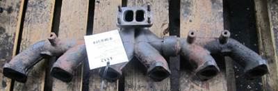 Cummins ISL Exhaust Manifold for a Freightliner FL80