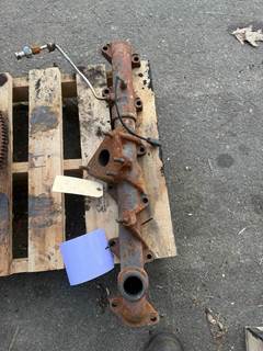 International DuraStar 4300 Exhaust Manifold