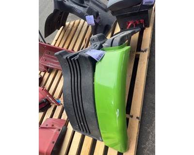 Freightliner Cascadia Right Fender Extension
