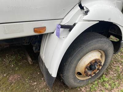 International 8600 Right Fender Extension