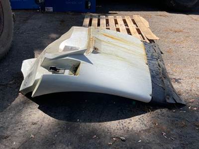 International DuraStar 4400 Fender Extension