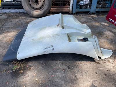 International DuraStar 4400 Fender Extension