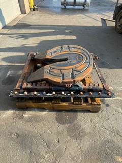 Holland VNL Fifth Wheel for a Volvo VNL