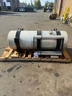 Freightliner Columbia 120 Right Fuel Tank