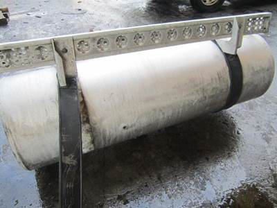 Freightliner FLD120 Left Fuel Tank